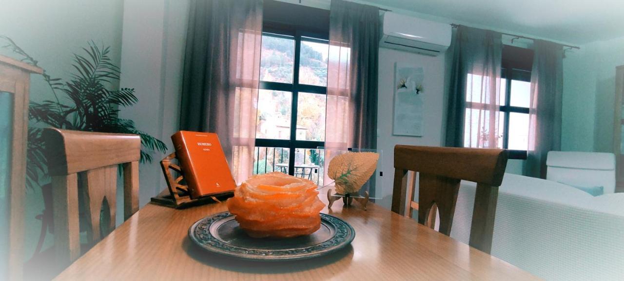 Alojamiento Yolanda カソルラ エクステリア 写真